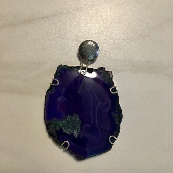 Beautiful Druzy Agate Pendant 🧜🏽‍♀️ - Picture 6 of 7